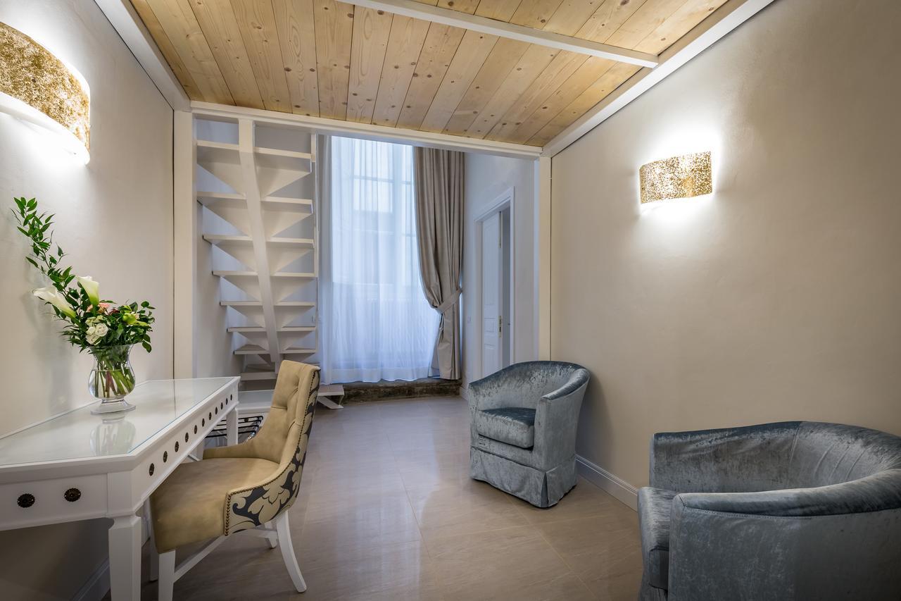 Residenza Alessandra フィレンツェ エクステリア 写真