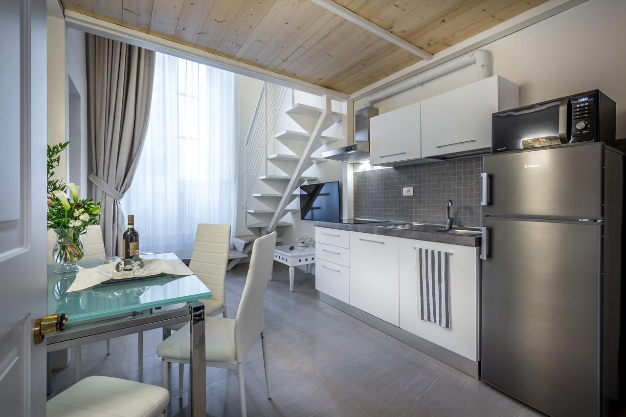 Residenza Alessandra フィレンツェ エクステリア 写真
